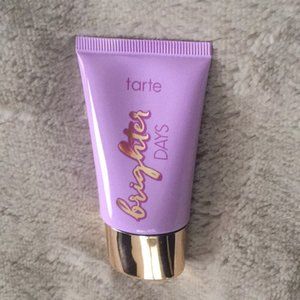 Tarte highlighting moisturizer
